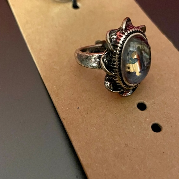 NWT Forever 21 Silver Boho Ring Set (2pc) - Picture 6 of 8